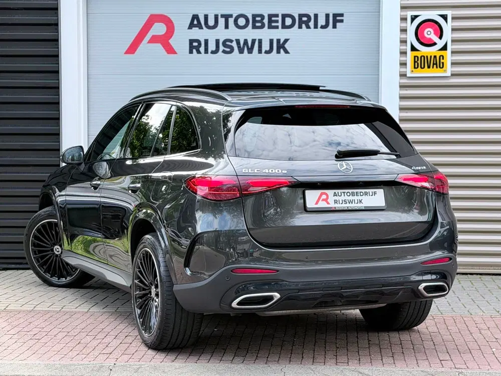 Mercedes-Benz GLC 400e 4MATIC AMG Pano uit 2023, foto 3
