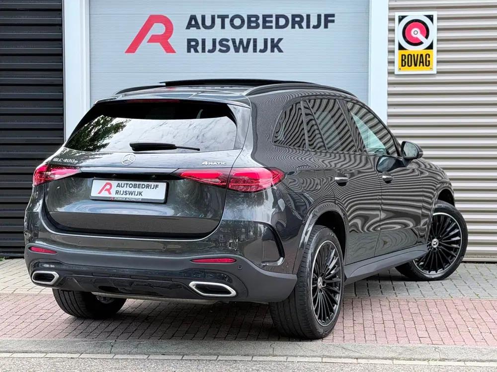 Mercedes-Benz GLC 400e 4MATIC AMG Pano uit 2023, foto 4