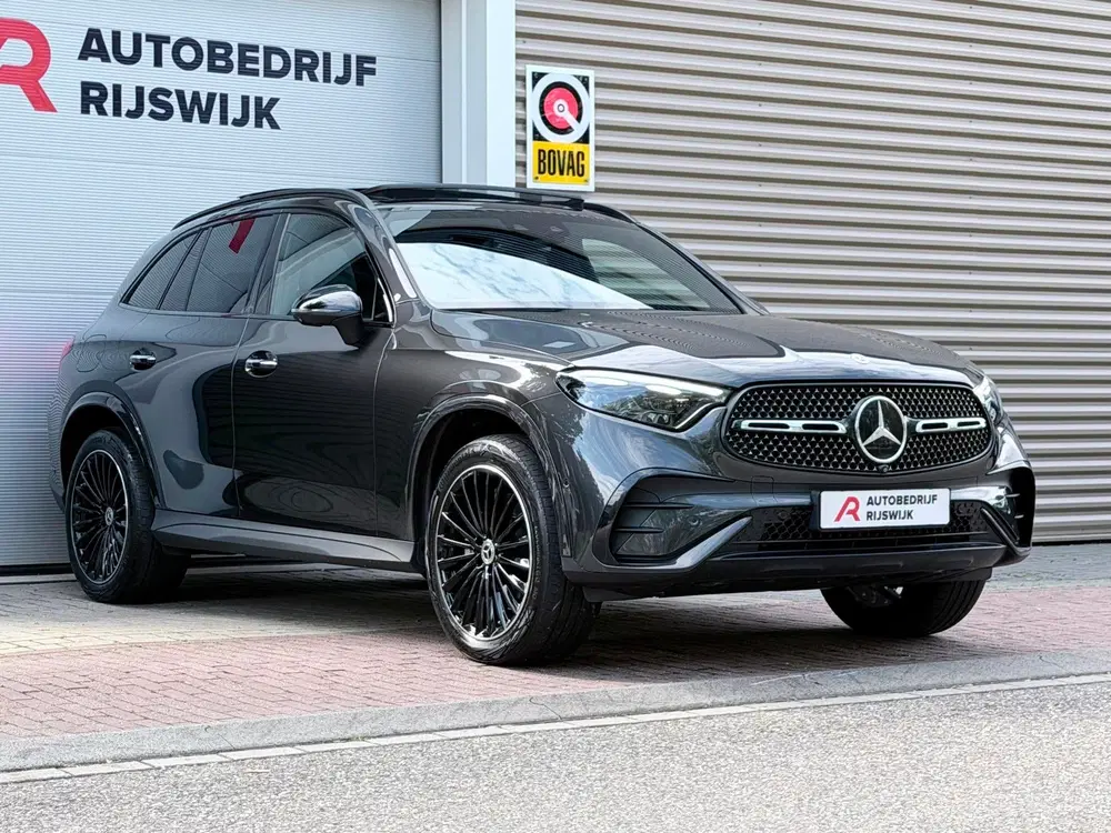 Mercedes-Benz GLC 400e 4MATIC AMG Pano uit 2023, foto 8