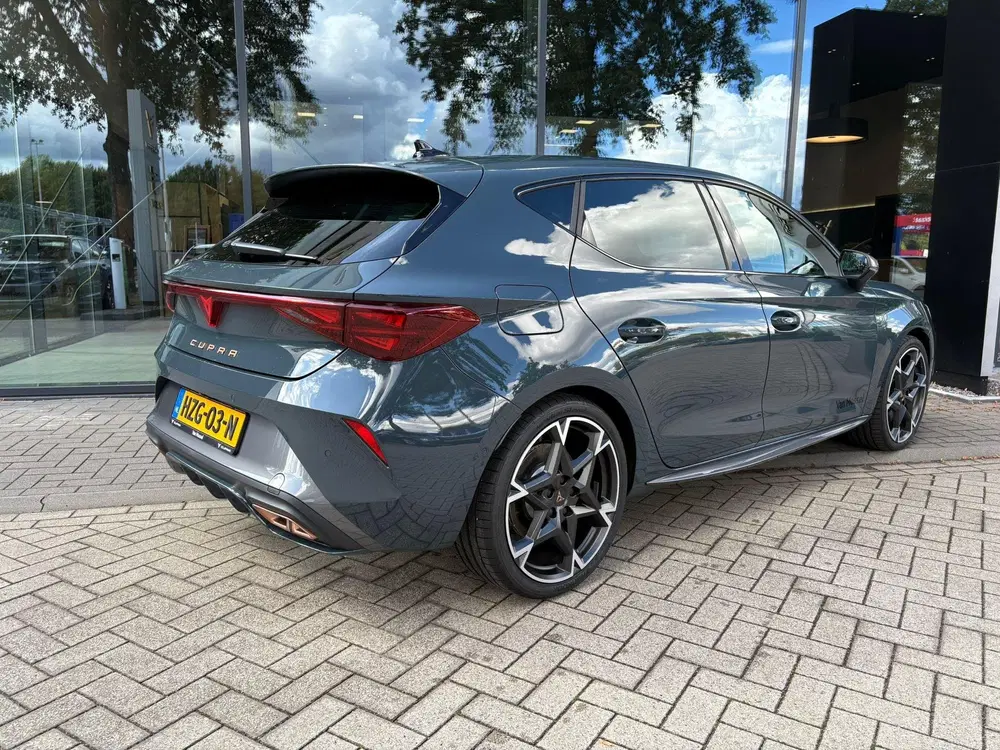 Cupra Leon 1.5 TSI e-Hybrid VZ Performance 272PK uit 2025, foto 4