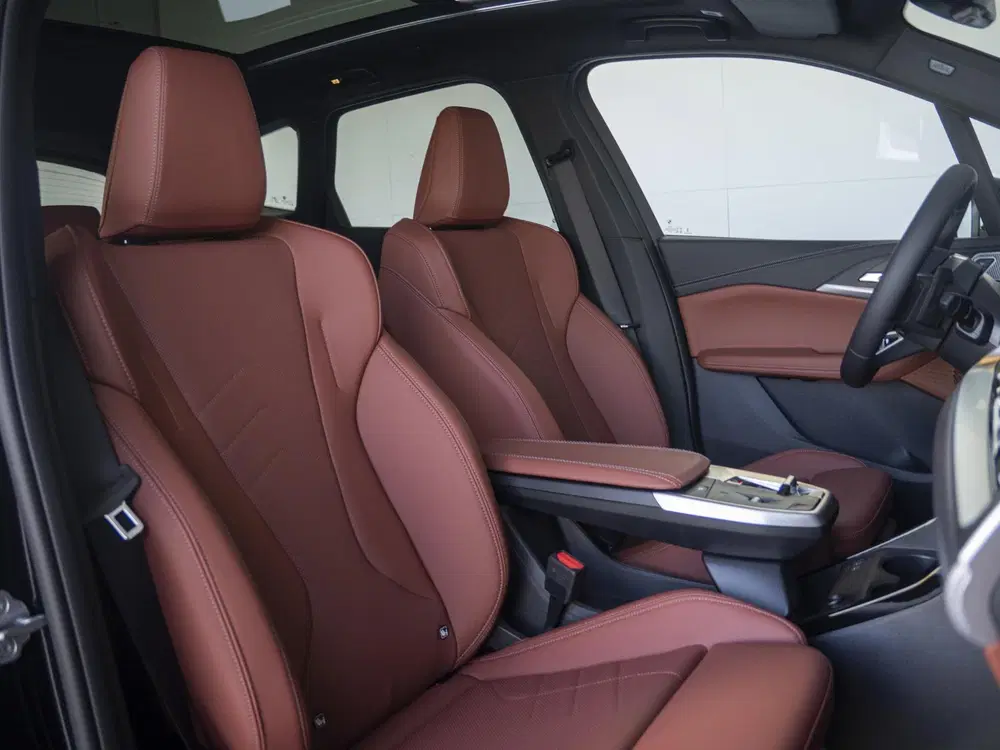 BMW 2-serie Active Tourer 225e xDrive High Executive uit 2026, foto 4