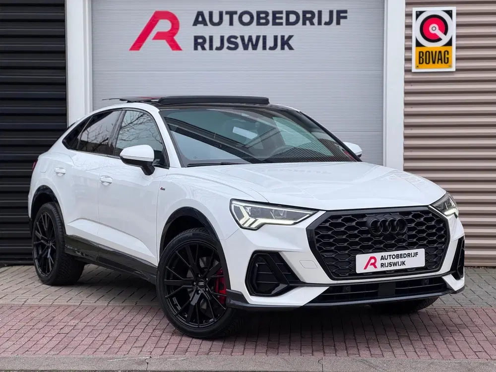 Audi Q3 45 TFSI e S Edition Pano uit 2023, foto 6