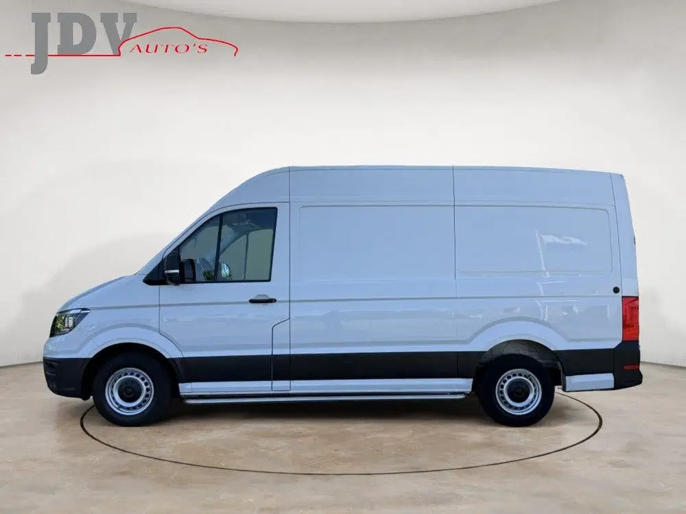 Volkswagen Crafter 35 2.0 TDI L3H3DCCo EURO 6 vanaf €355 p uit 2020, foto 2