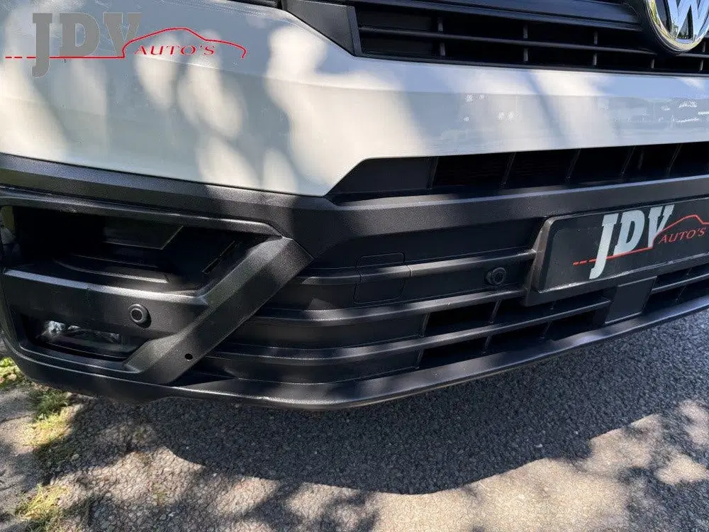 Volkswagen Crafter 35 2.0 TDI L3H3DCCo EURO 6 vanaf €355 p uit 2020, foto 7