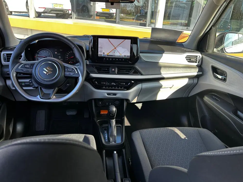 Suzuki Swift 1.2 Style Smart Hybrid uit 2025, foto 3