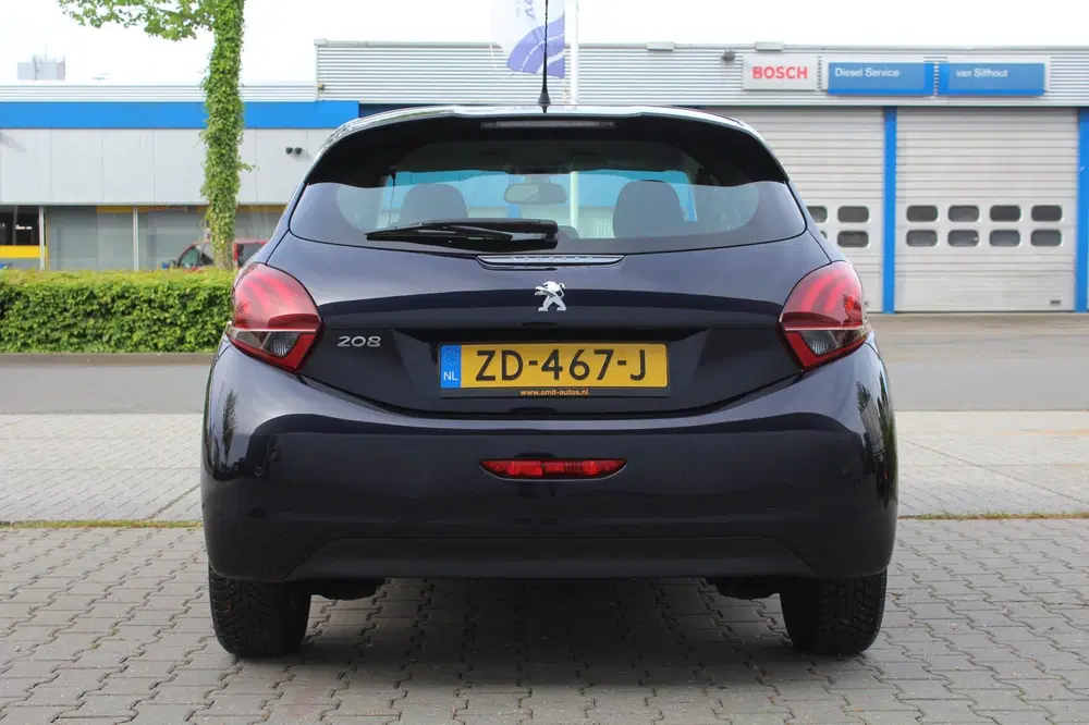 Peugeot 208 1.2 PureTech Signature uit 2019, foto 5