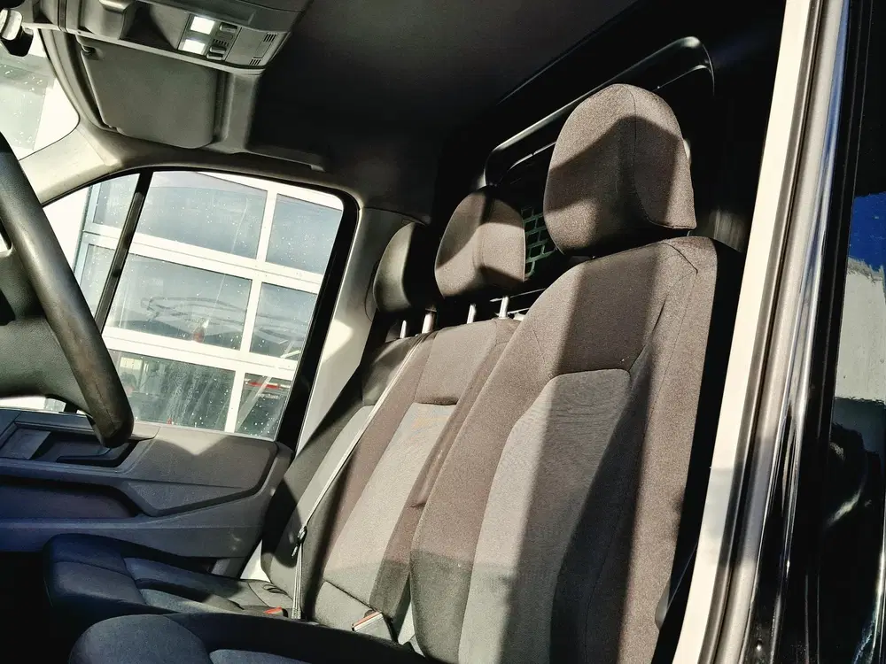 Volkswagen Crafter 35 2.0 TDI L5H3 177PK AUTOMAAT uit 2019, foto 12
