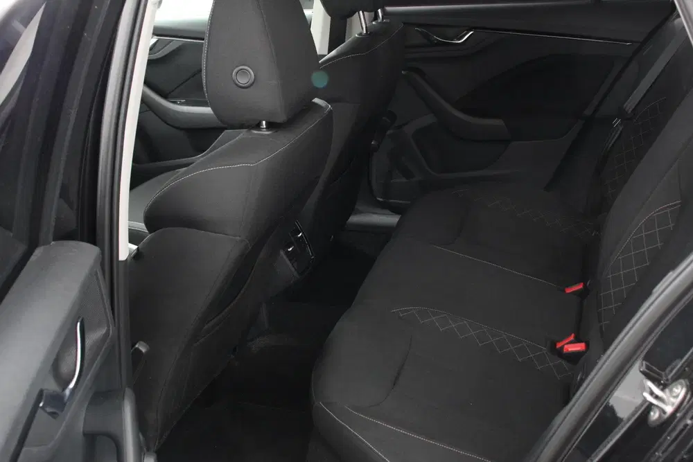 Skoda Kamiq 1.0 TSI 110pk Automaat Life Navigatie Appl uit 2022, foto 11