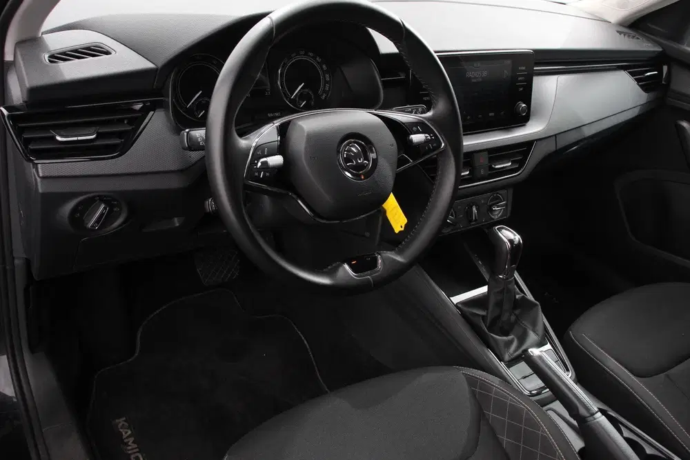 Skoda Kamiq 1.0 TSI 110pk Automaat Life Navigatie Appl uit 2022, foto 2