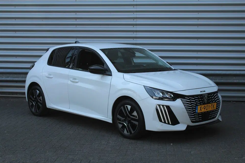 Peugeot 208 1.2 PureTech 101pk Allure NL-Auto NAP uit 2024, foto 3