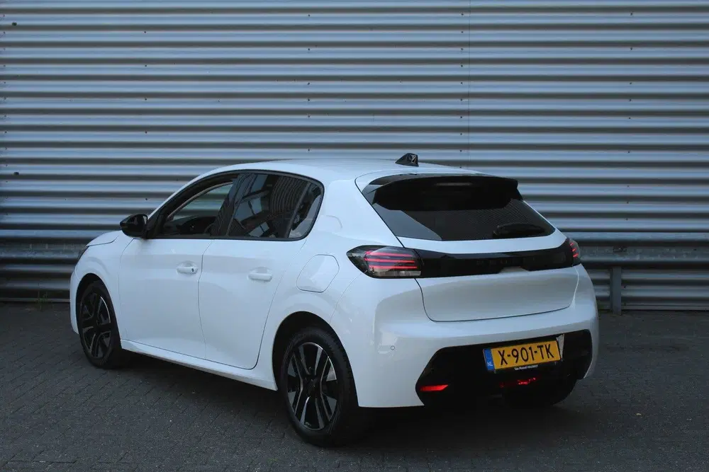 Peugeot 208 1.2 PureTech 101pk Allure NL-Auto NAP uit 2024, foto 6