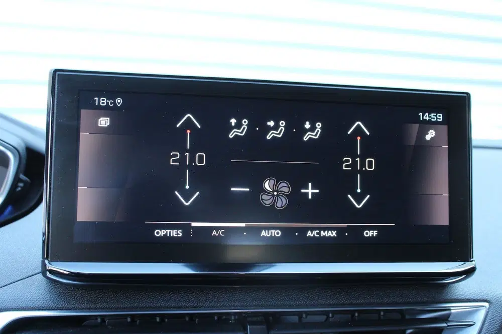 Peugeot 3008 1.2 PureTech 131pk GT AUTOMAAT NL-Auto NAP uit 2021, foto 15
