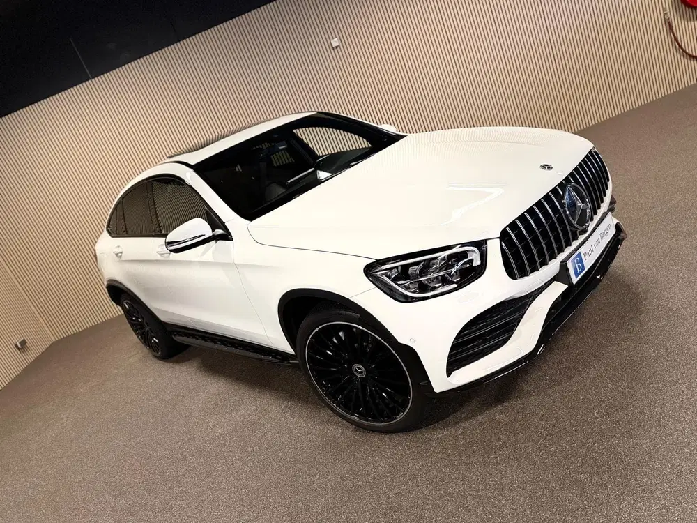 Mercedes-Benz GLC GLC Coupé 300e 4MATIC AMG STYLING-SCHUIFDA uit 2022, foto 2