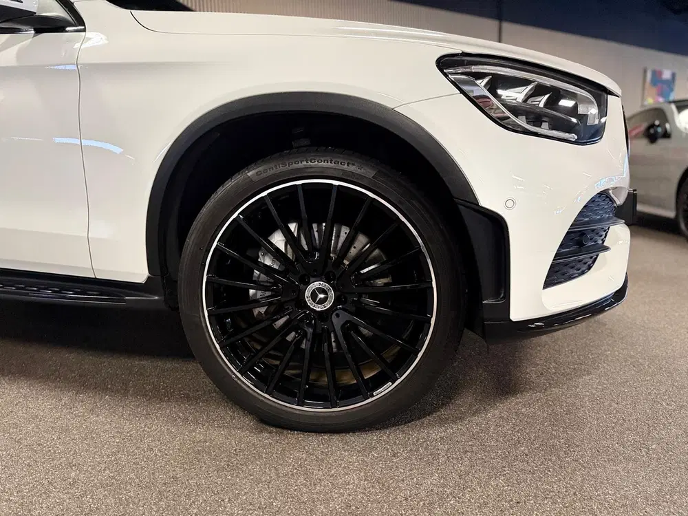 Mercedes-Benz GLC GLC Coupé 300e 4MATIC AMG STYLING-SCHUIFDA uit 2022, foto 3