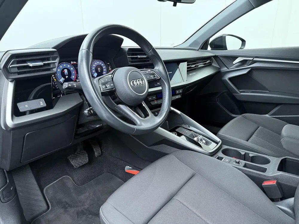 Audi A3 30 TFSI Pro Line uit 2022, foto 7