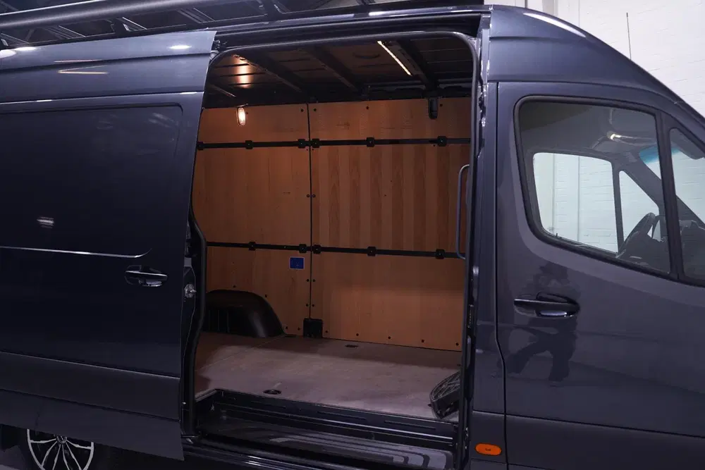 Mercedes-Benz Sprinter 319 CDI 190 pk Aut. L2H2 Navi uit 2023, foto 10