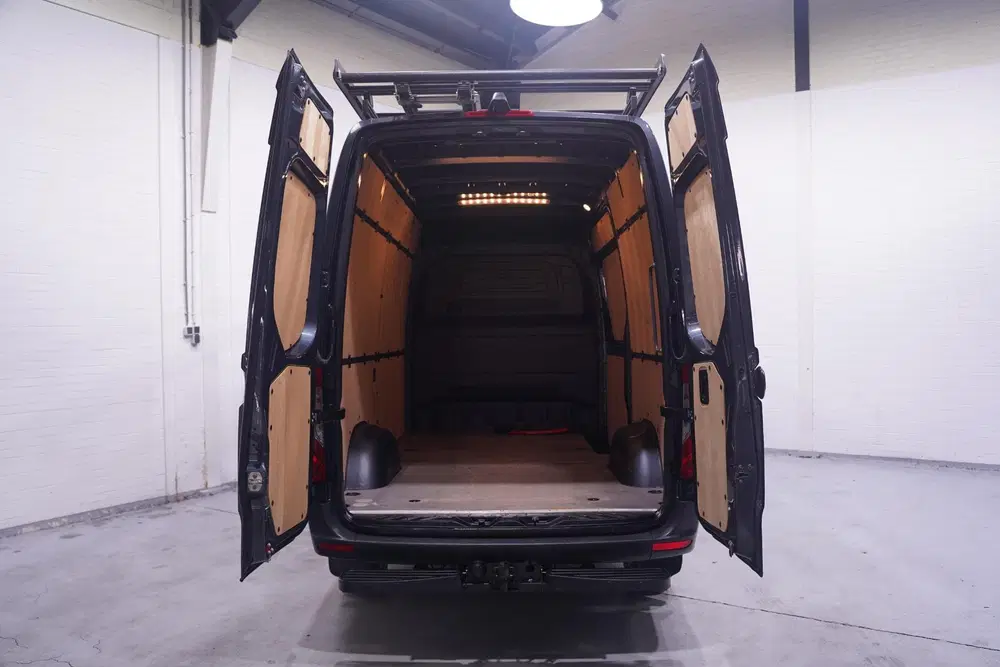 Mercedes-Benz Sprinter 319 CDI 190 pk Aut. L2H2 Navi uit 2023, foto 13
