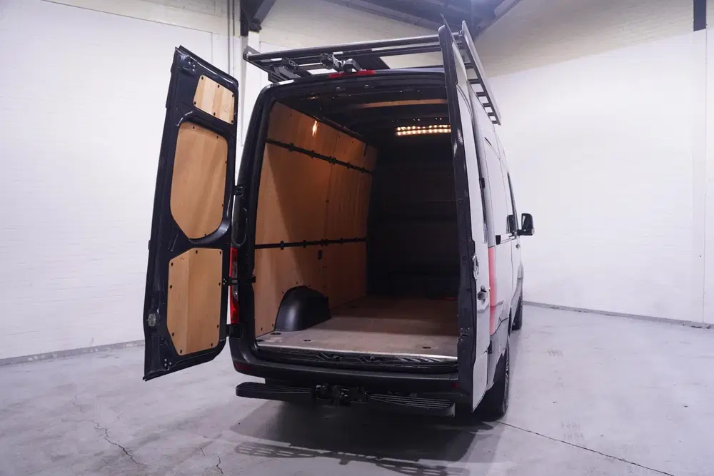 Mercedes-Benz Sprinter 319 CDI 190 pk Aut. L2H2 Navi uit 2023, foto 14