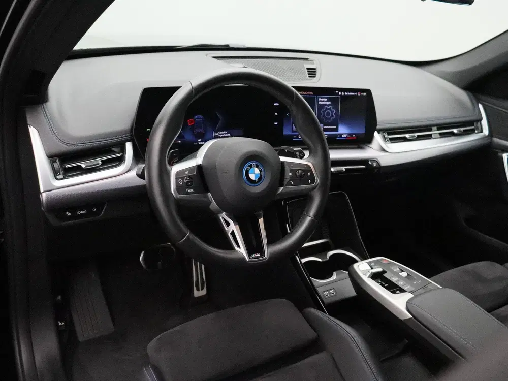 BMW X1 xDrive25e M Sportpakket uit 2023, foto 11