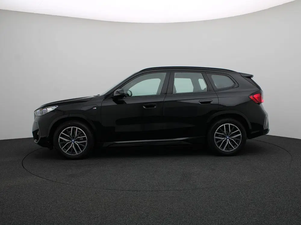 BMW X1 xDrive25e M Sportpakket uit 2023, foto 4