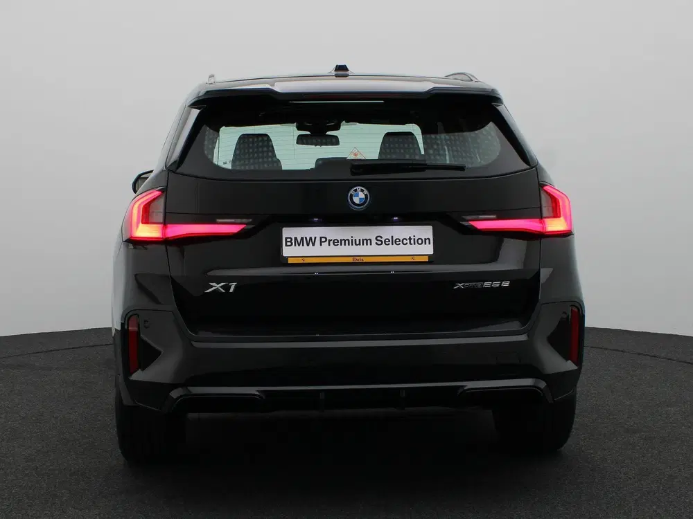 BMW X1 xDrive25e M Sportpakket uit 2023, foto 5