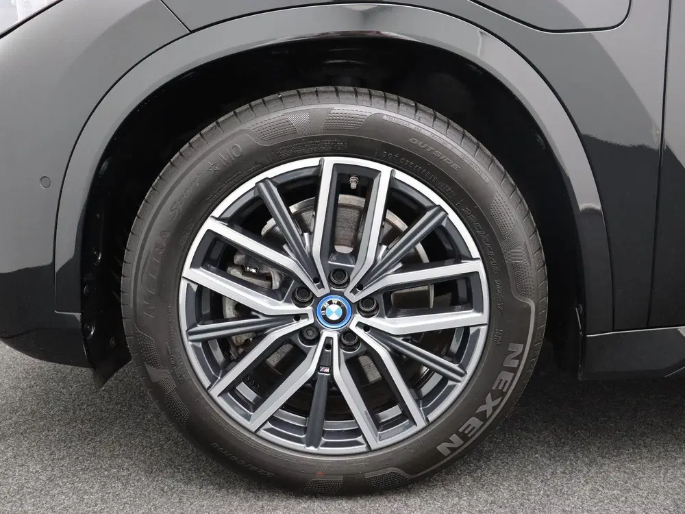 BMW X1 xDrive25e M Sportpakket uit 2023, foto 9
