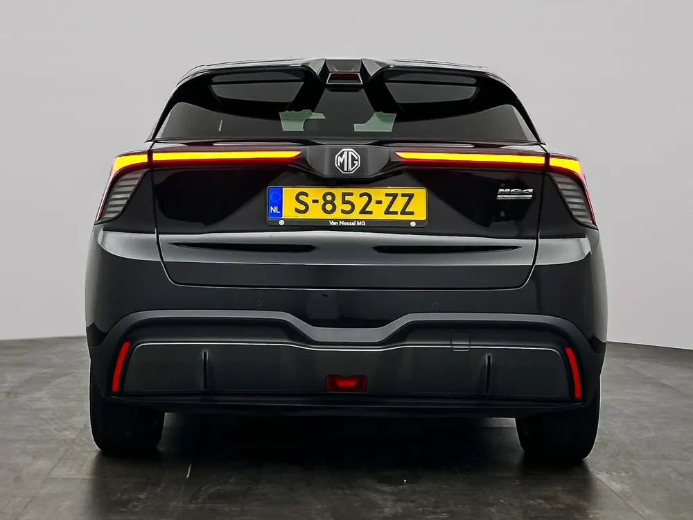 MG MG4 4 Luxury 64 kWh uit 2023, foto 4