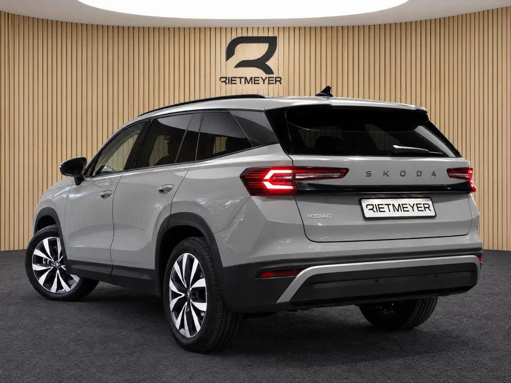 Skoda Kodiaq 1.5 TSI MHEV Business Edition 7p. uit 2025, foto 3