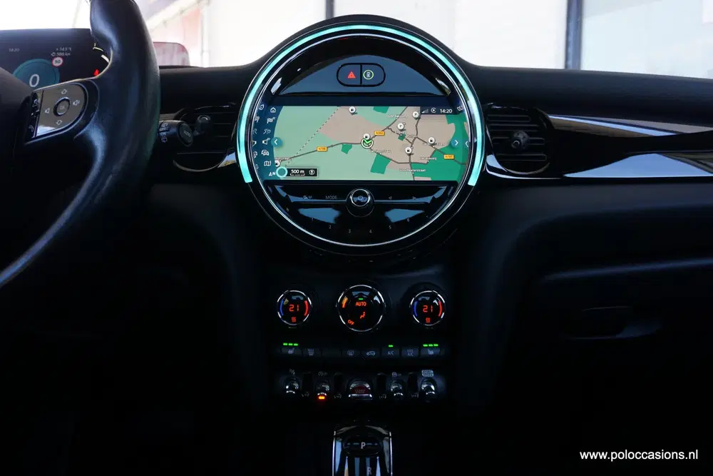Mini Cooper 1.5 Cooper Carplay uit 2021, foto 11