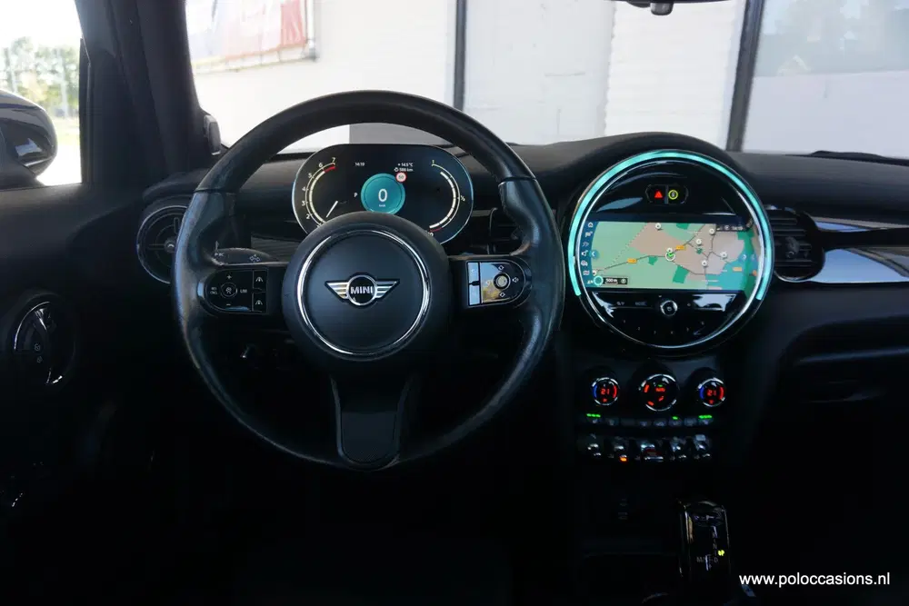 Mini Cooper 1.5 Cooper Carplay uit 2021, foto 9