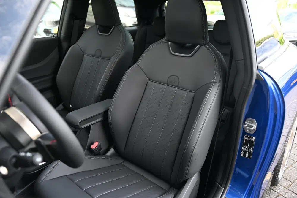 Mini Hatchback Cooper C Automaat uit 2026, foto 4
