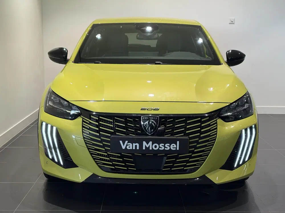 Peugeot 208 1.2 Hybrid 145 e-DCS6 GT NAVIGATIE uit 2026, foto 2