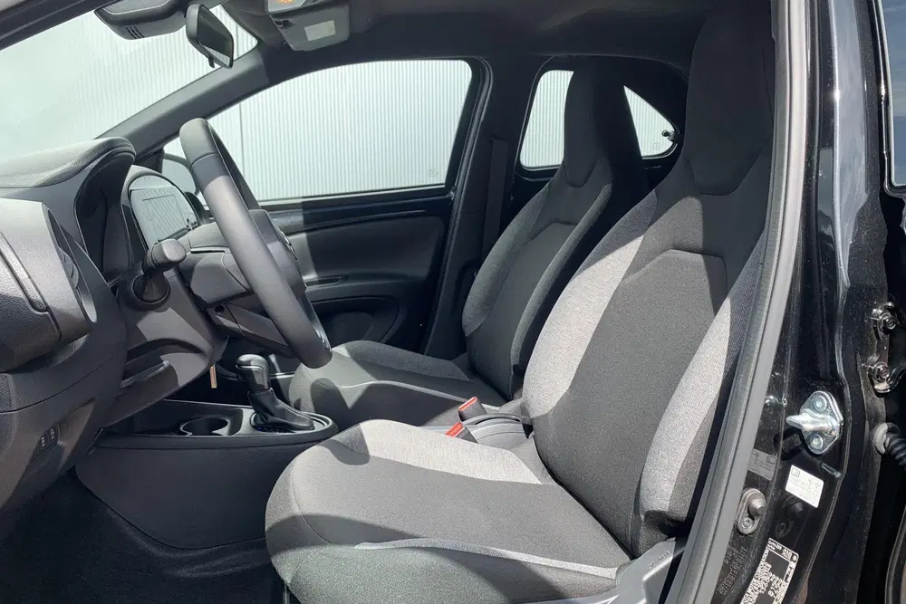 Toyota Aygo X 1.0 VVT-i S-CVT Play uit 2024, foto 7