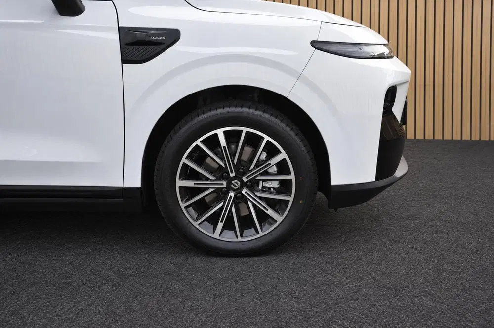 Leapmotor B10 Design ProMax 67.1 kWh VOORRAAD KORTING uit 2026, foto 10