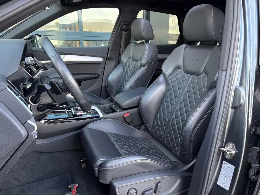 Audi Q5 55 TFSIe 367pk S edition uit 2021, foto 4