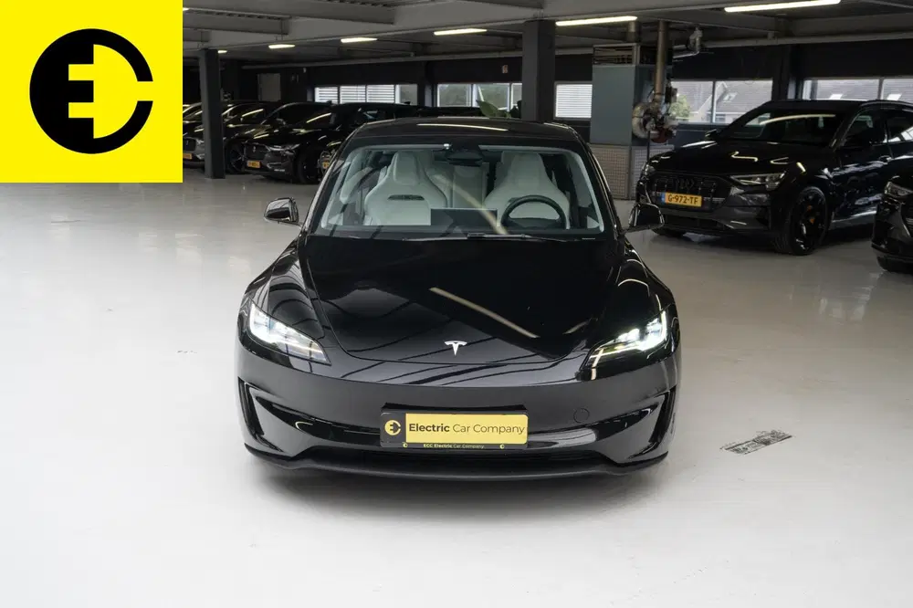 Tesla Model 3 Performance AWD 78 kWh uit 2024, foto 10