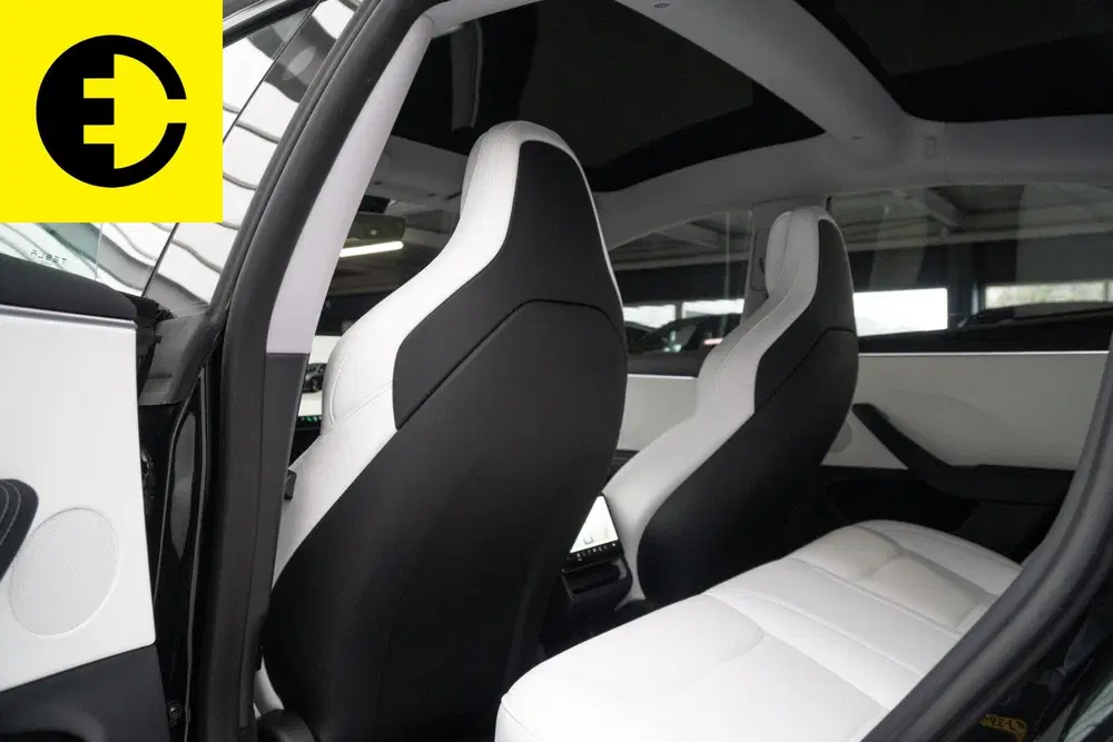 Tesla Model 3 Performance AWD 78 kWh uit 2024, foto 7
