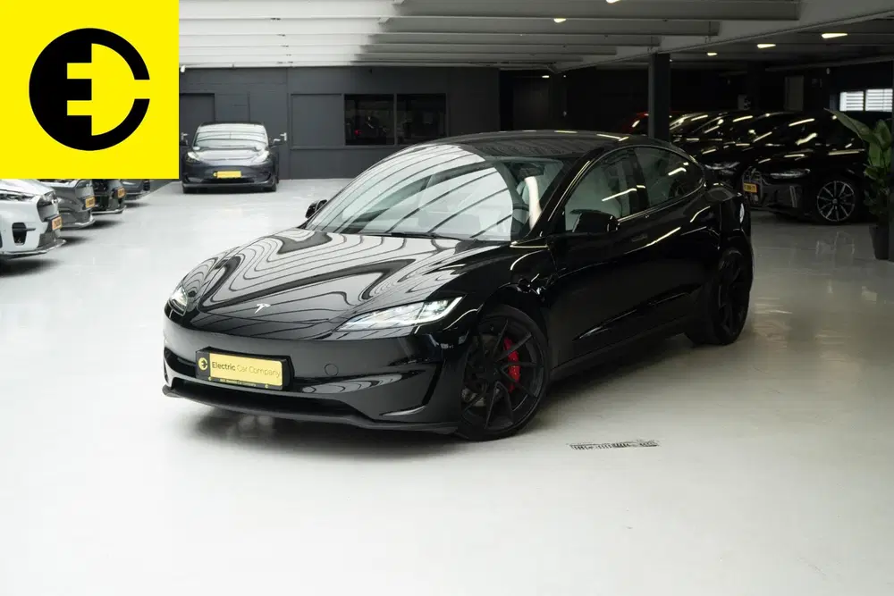 Tesla Model 3 Performance AWD 78 kWh uit 2024, foto 9