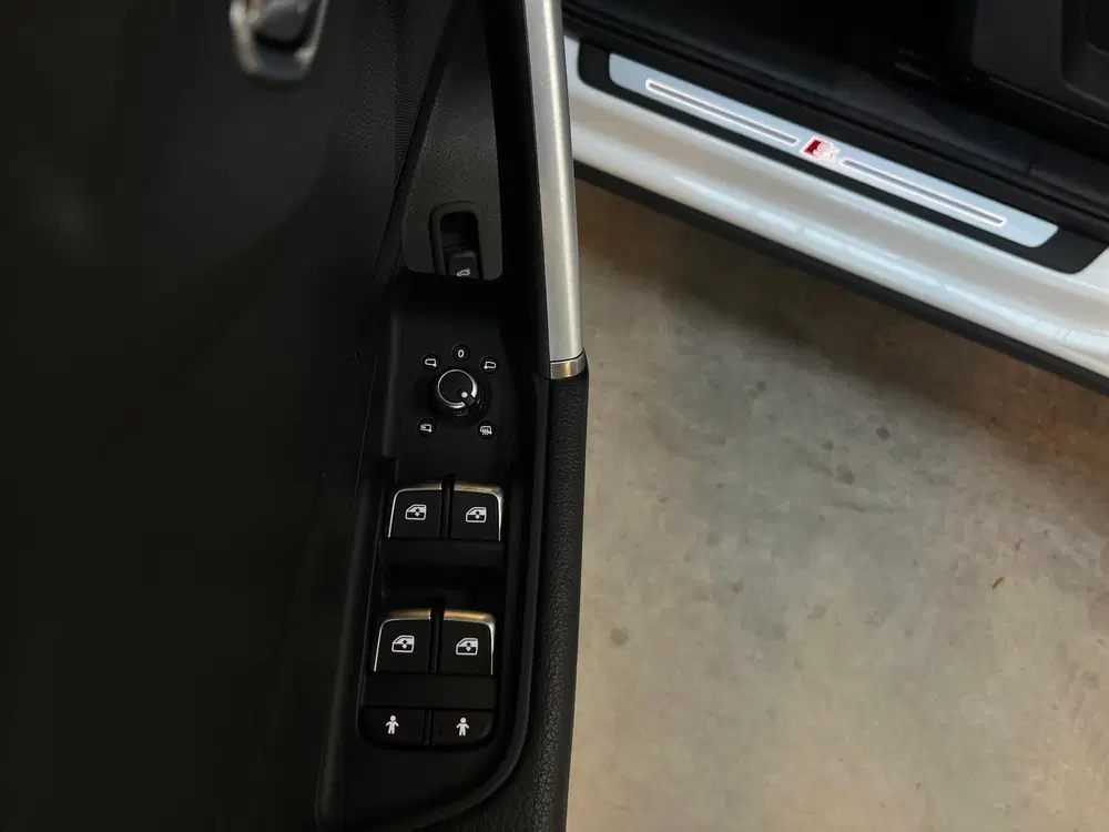 Audi Q2 35 TFSI CoD Sport S Line Edition Pano uit 2019, foto 12