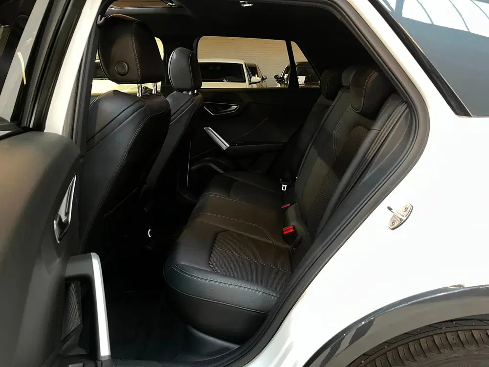 Audi Q2 35 TFSI CoD Sport S Line Edition Pano uit 2019, foto 13