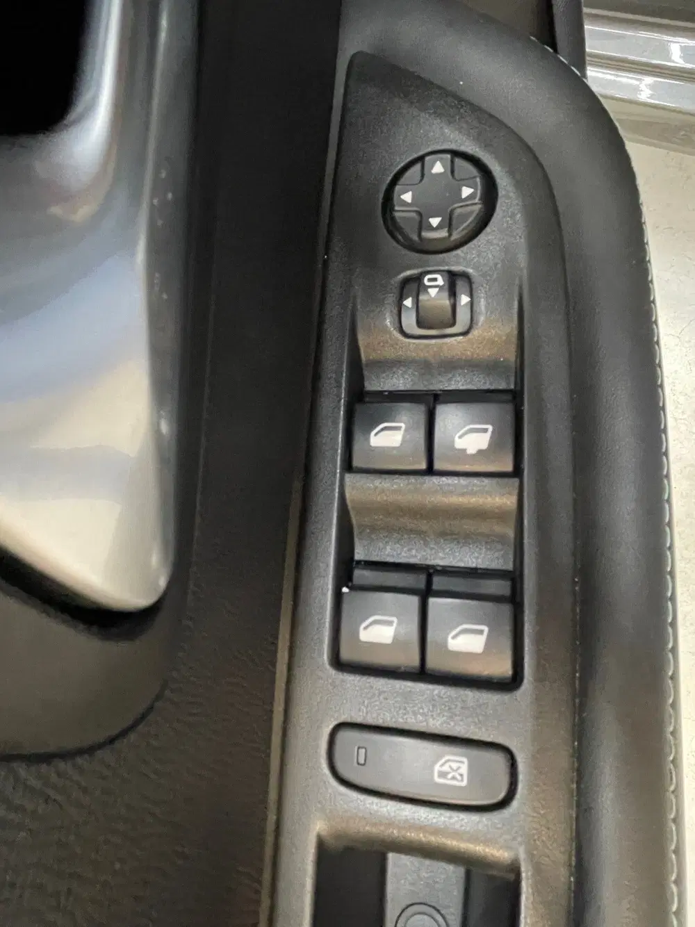 Peugeot 208 1.2 Turbo Allure AUTOMAAT uit 2020, foto 13