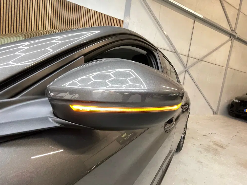 Peugeot 208 1.2 Turbo Allure AUTOMAAT uit 2020, foto 9