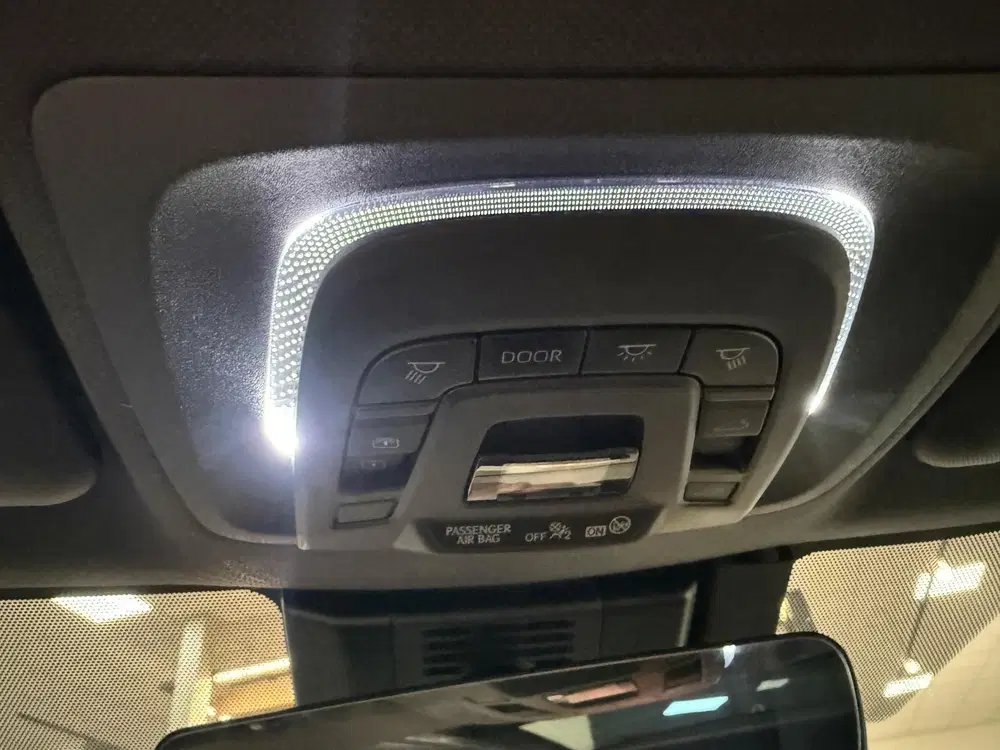 Toyota Corolla Hybrid 140 Executive + Panorama schuif uit 2025, foto 11