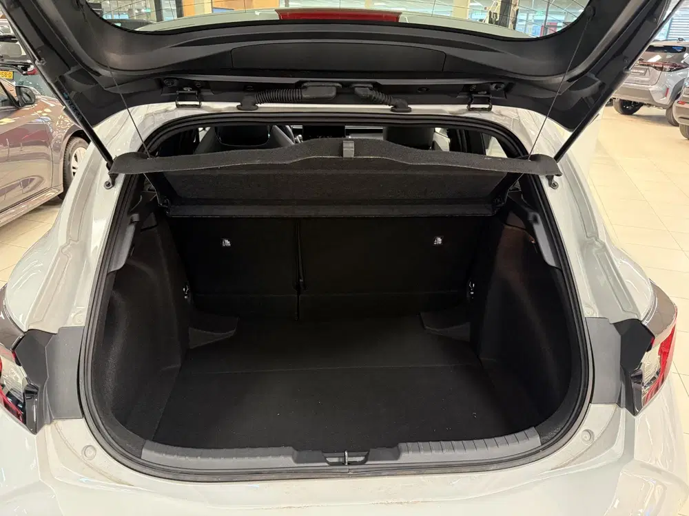 Toyota Corolla Hybrid 140 Executive + Panorama schuif uit 2025, foto 13