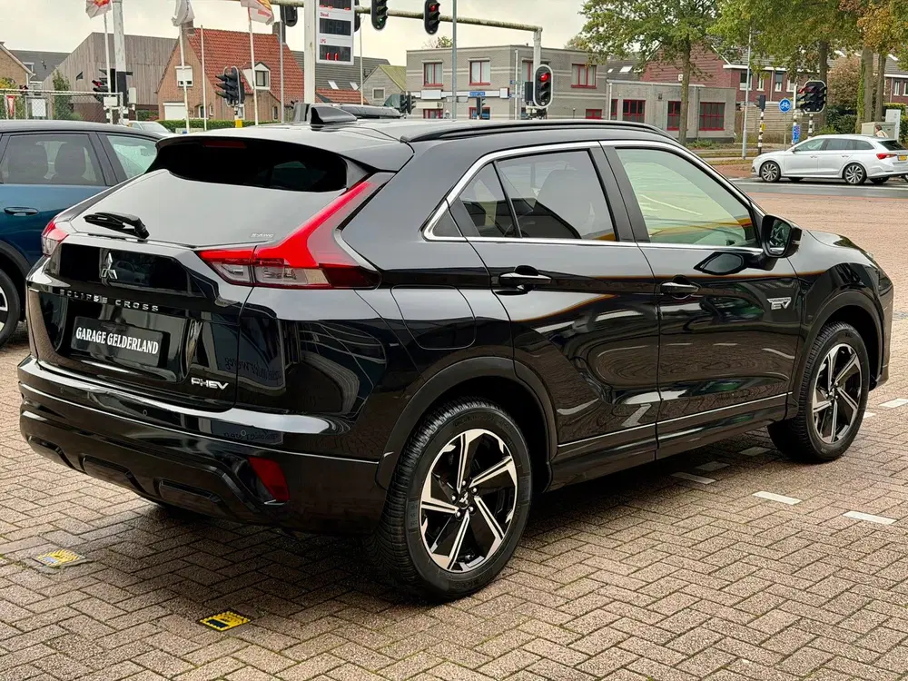 Mitsubishi Eclipse Cross 2.4 PHEV Instyle uit 2025, foto 7