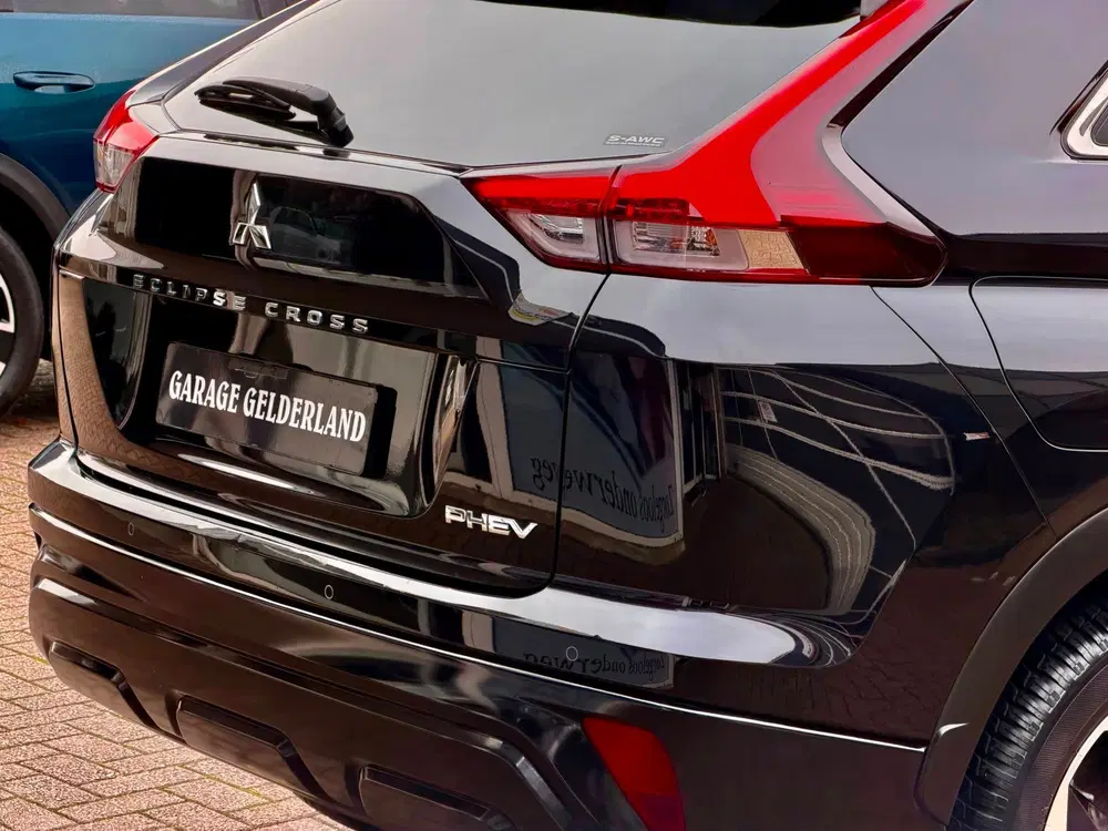 Mitsubishi Eclipse Cross 2.4 PHEV Instyle uit 2025, foto 8