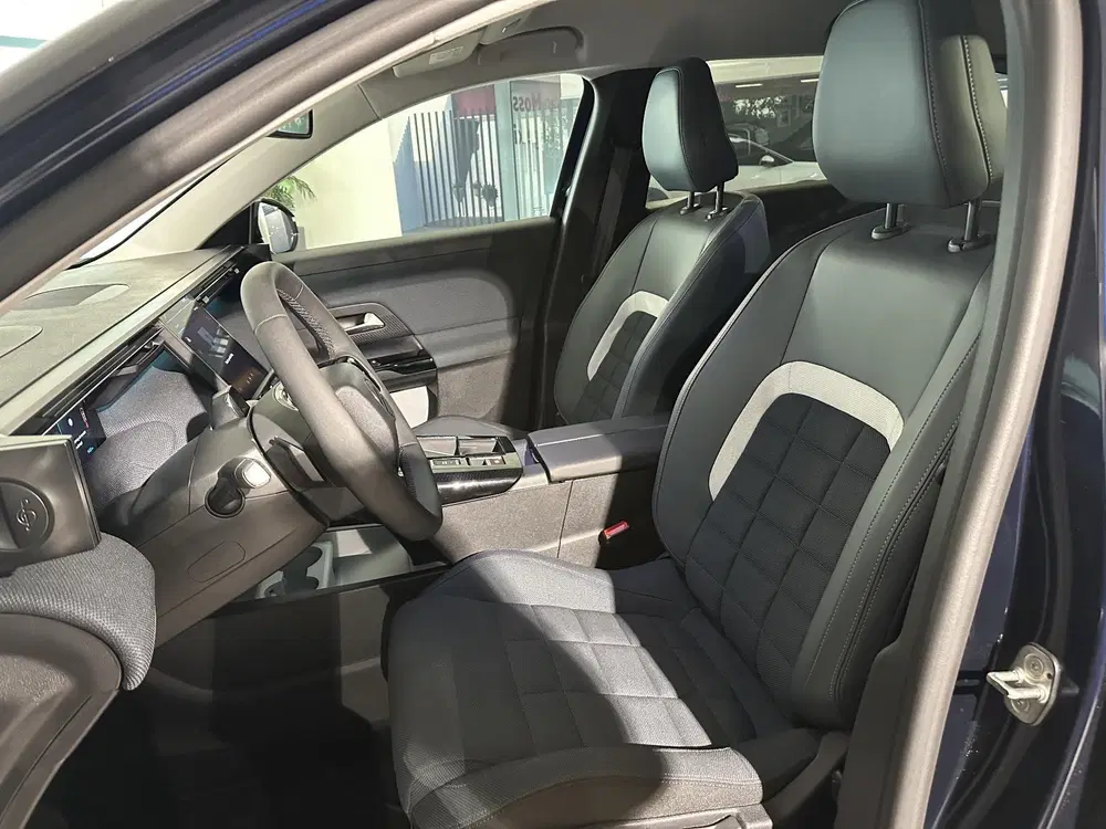 Citroën C5 Aircross Citroen C5 Aircross 1.2 Hybrid 145 Plus uit 2026, foto 12