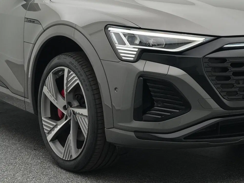 Audi Q8 e-tron 50 quattro S Edition 95 kWh uit 2024, foto 14