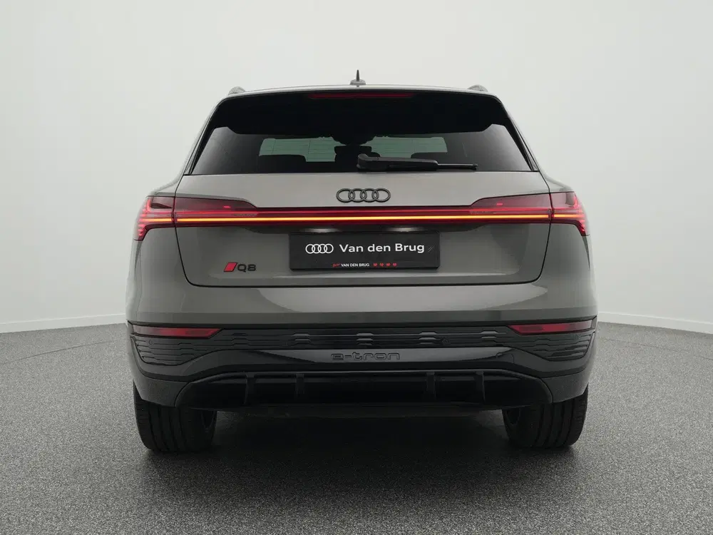 Audi Q8 e-tron 50 quattro S Edition 95 kWh uit 2024, foto 5