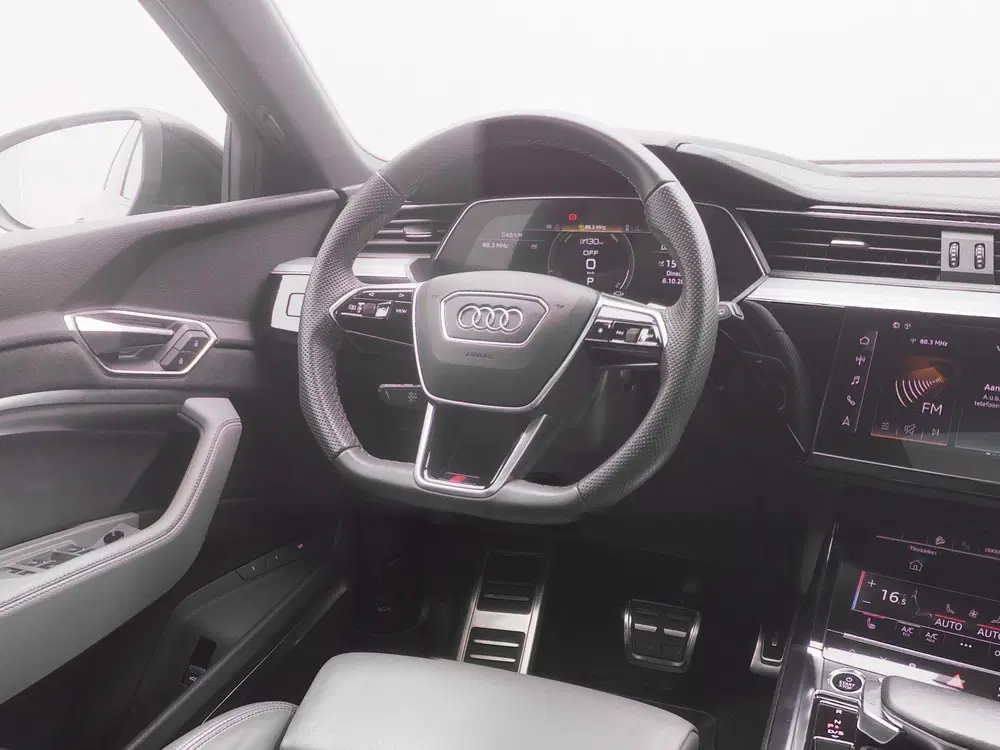 Audi Q8 e-tron 50 quattro S Edition 95 kWh uit 2024, foto 7
